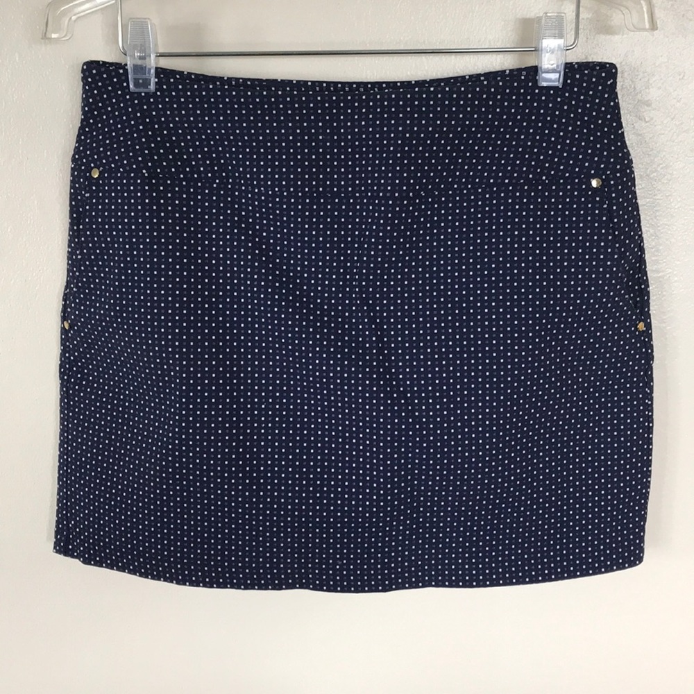 Attyre Navy blue dotted skort 10P